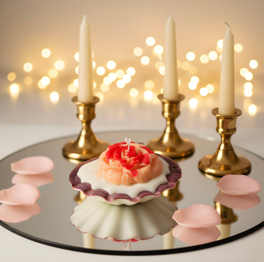 Handmade candle in a large shell — delicate fragrance, unique design.